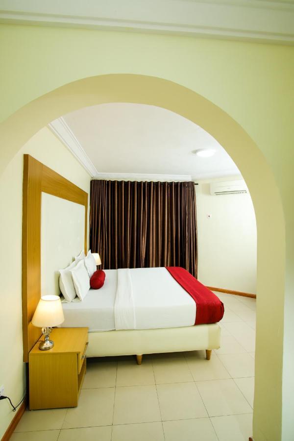 Chateux De Atlantique Hotel Aliayabiagba Exterior foto