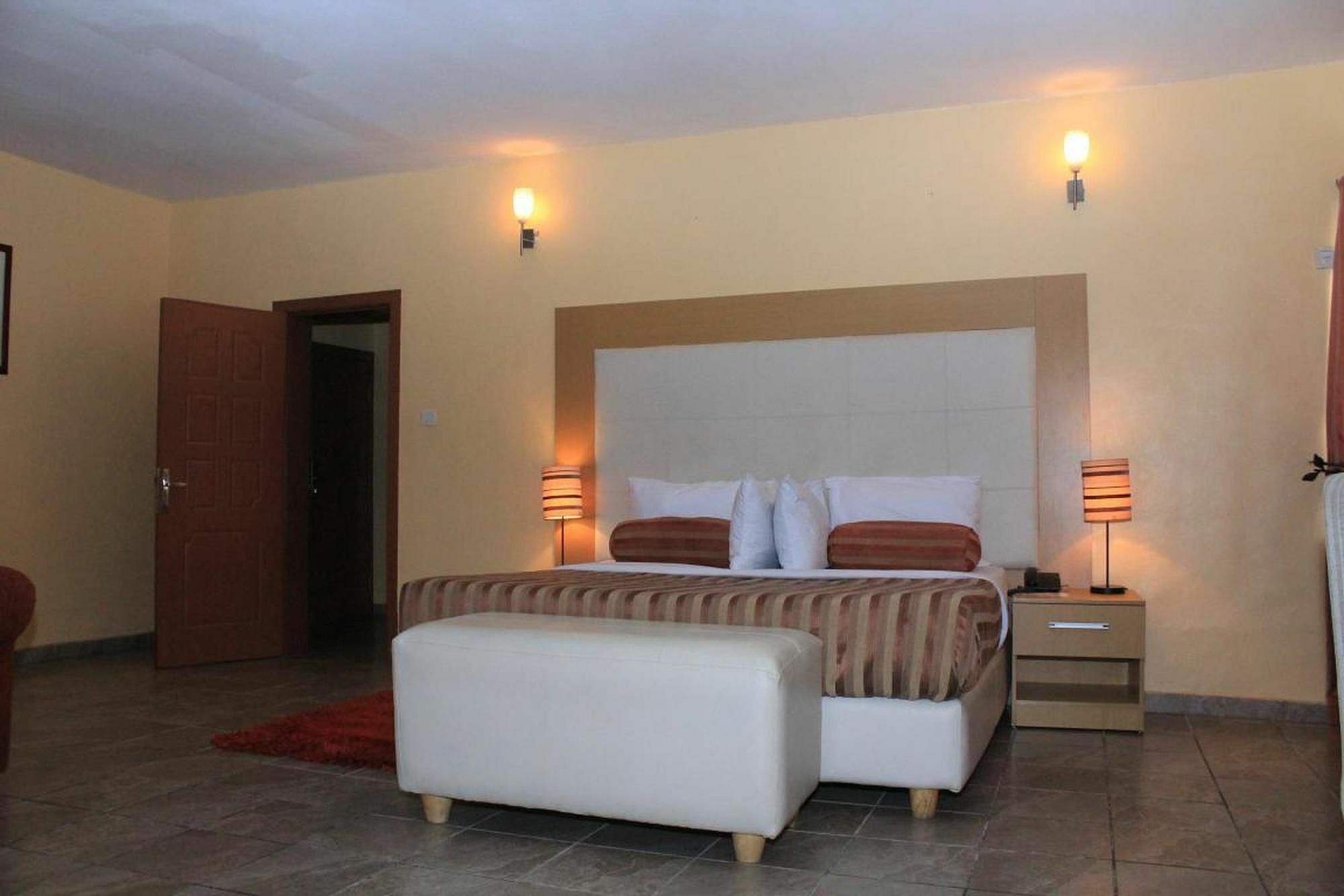 Chateux De Atlantique Hotel Aliayabiagba Exterior foto